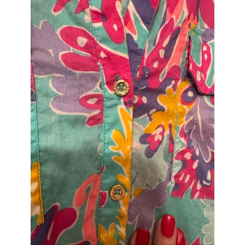 Lilly Pulitzer Captiva Tunic in the "Trippin and Sippin" multicolor floral print - Picture 3 of 8